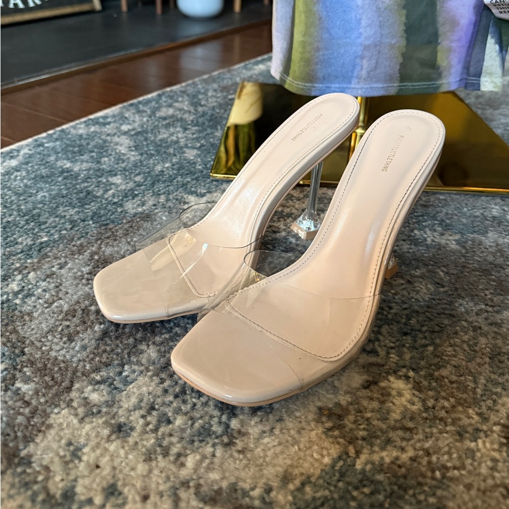 PrettyLittleThing Nude Clear Cake
Stand Heel Mule Sandals - Picture 5 of 16